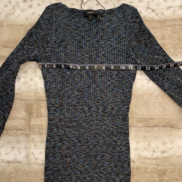 NWT💕Theory Cabled Print Ribbed Boatneck Sweater with Bell Sleeves Size P - Picture 9 of 14